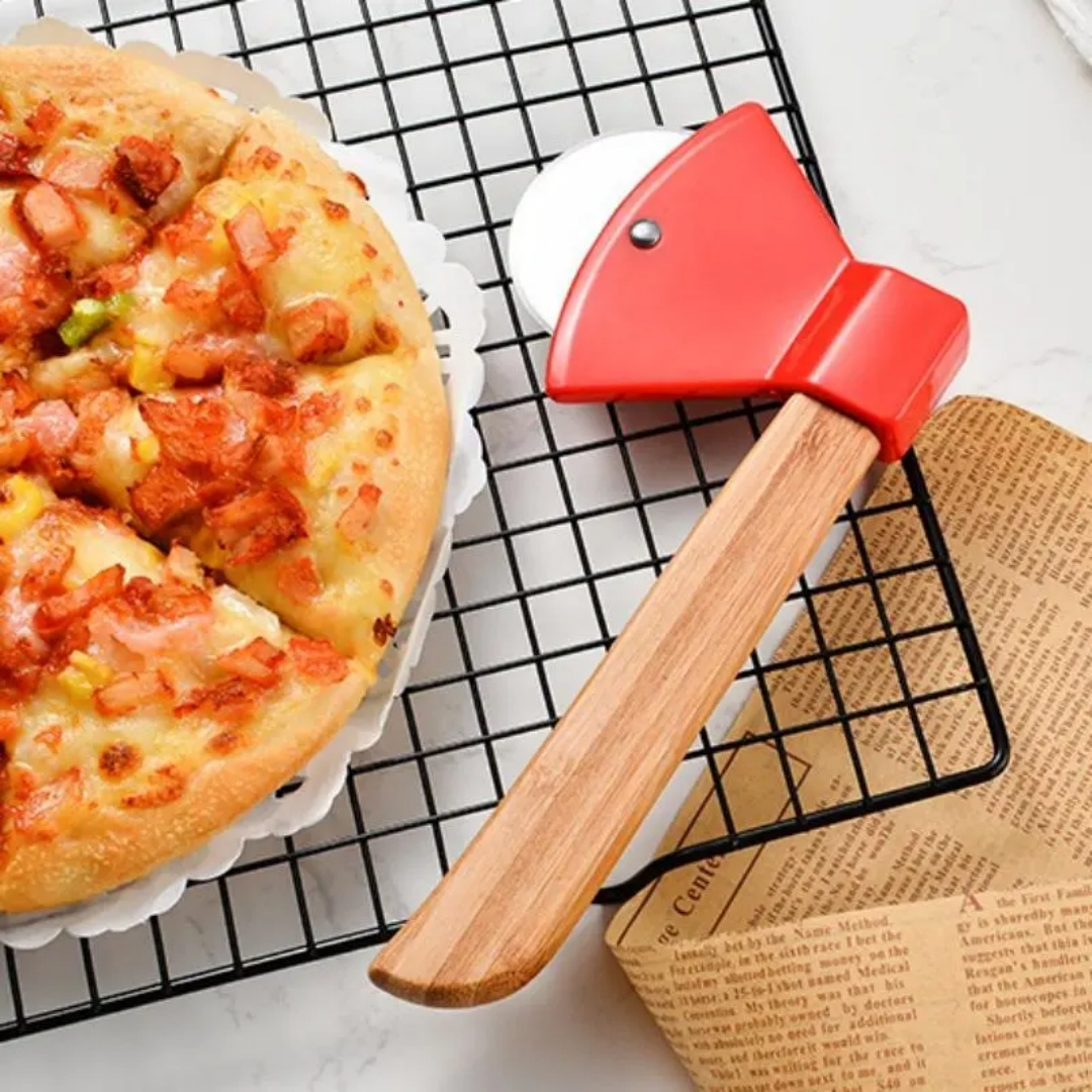 Funny & Cool Axe Pizza Cutter  - Kitchen Gadgets For Dad recension och pris